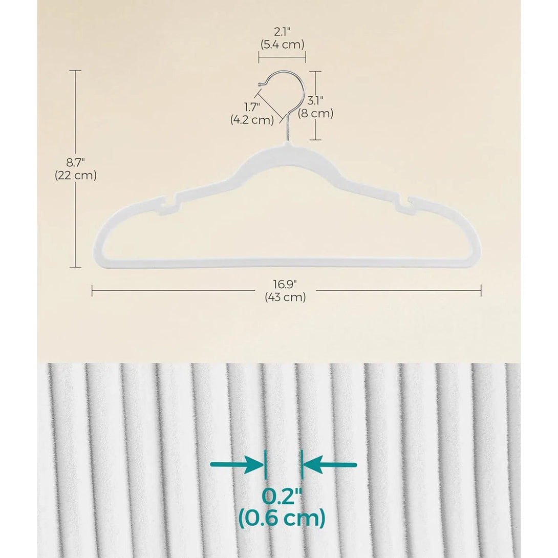 Sametové věšáky, balení 30 věšáků na šaty, protiskluzové, bílé